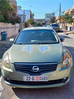 نيسان ألتيما